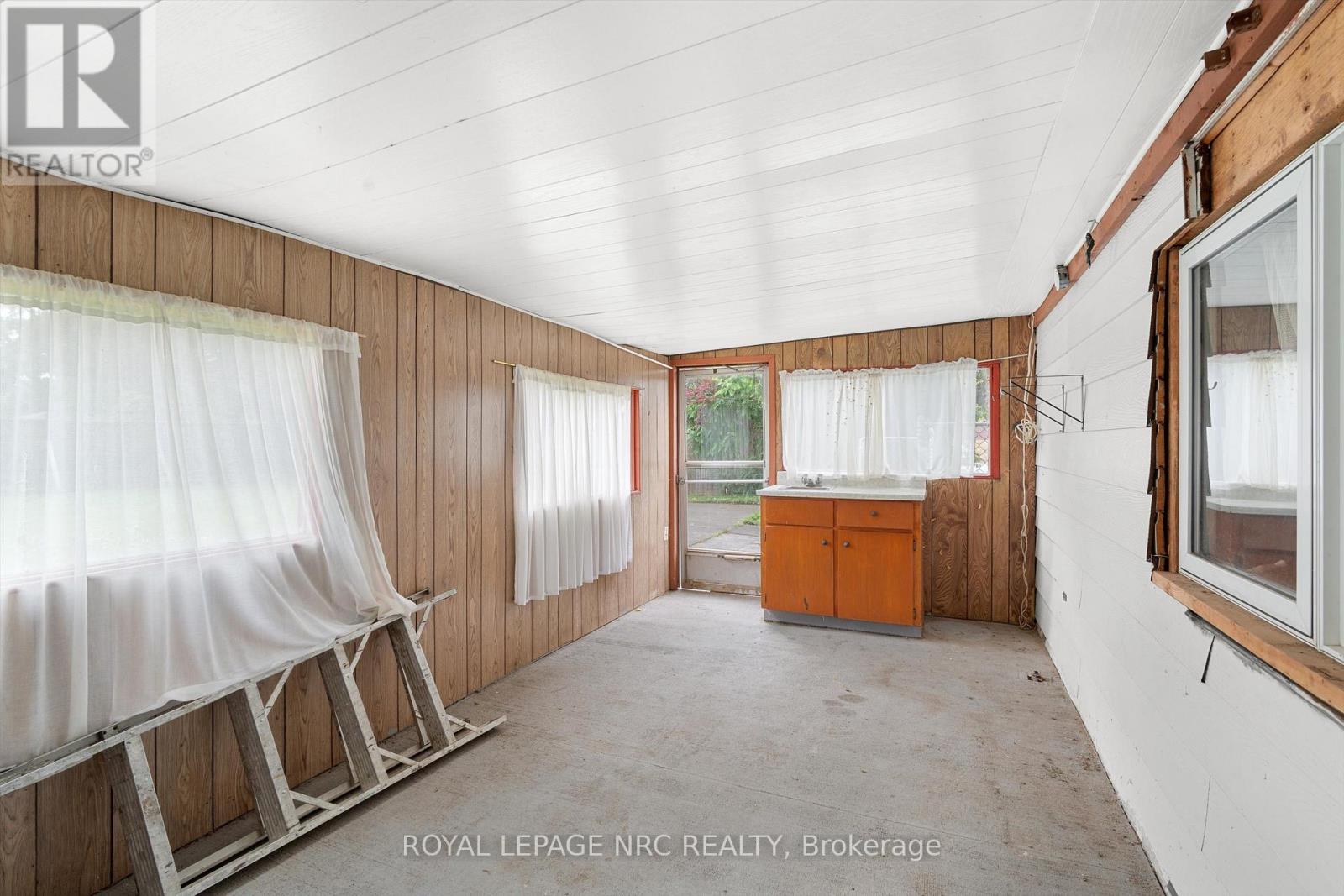 6502 BROCK STREET - 29
