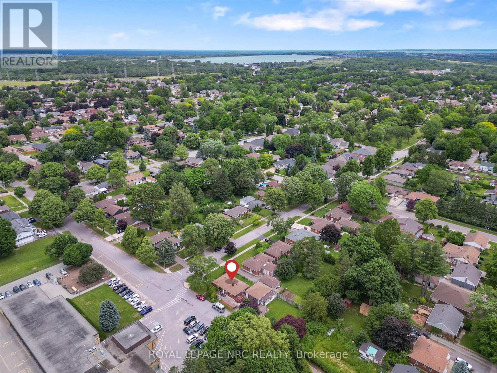 6502 BROCK STREET - 32