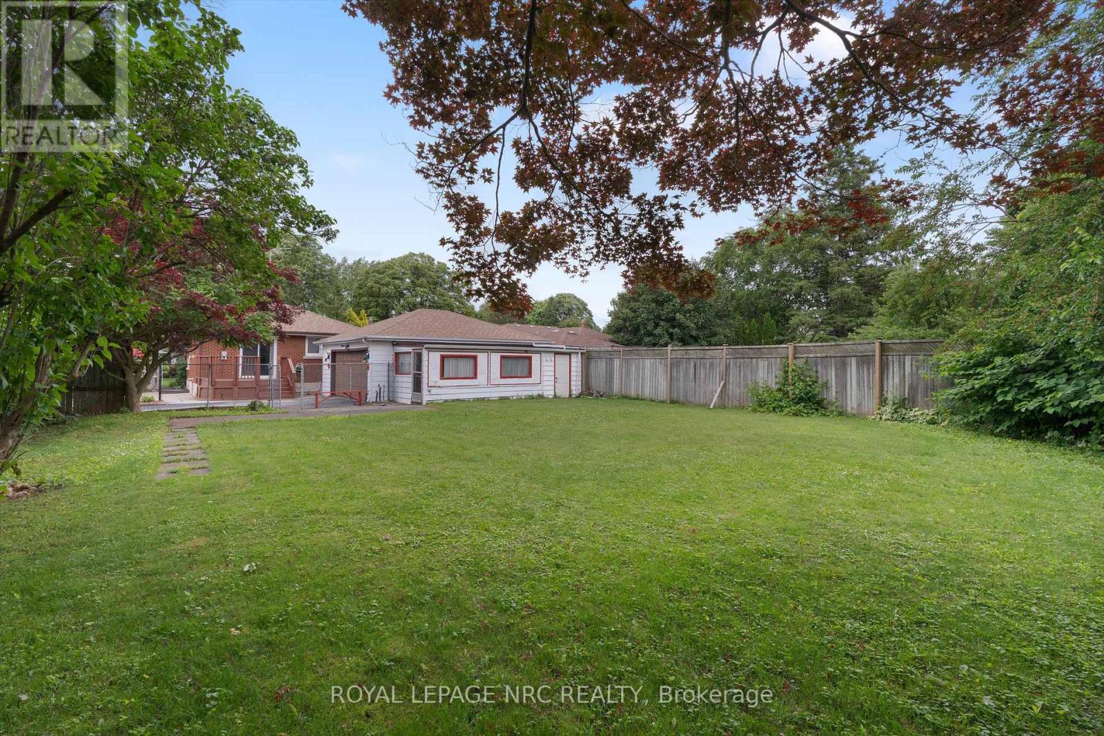 6502 BROCK STREET - 4