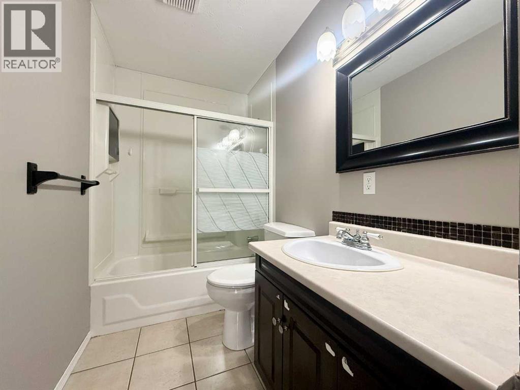 528 16 Street — photo 13