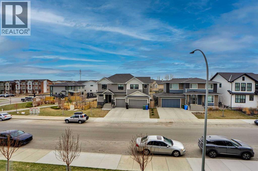 #204 100 Harvest Hills Place NE - 47