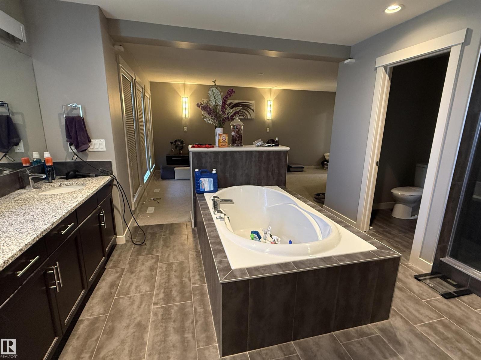2036 Rochester AV NW - 11