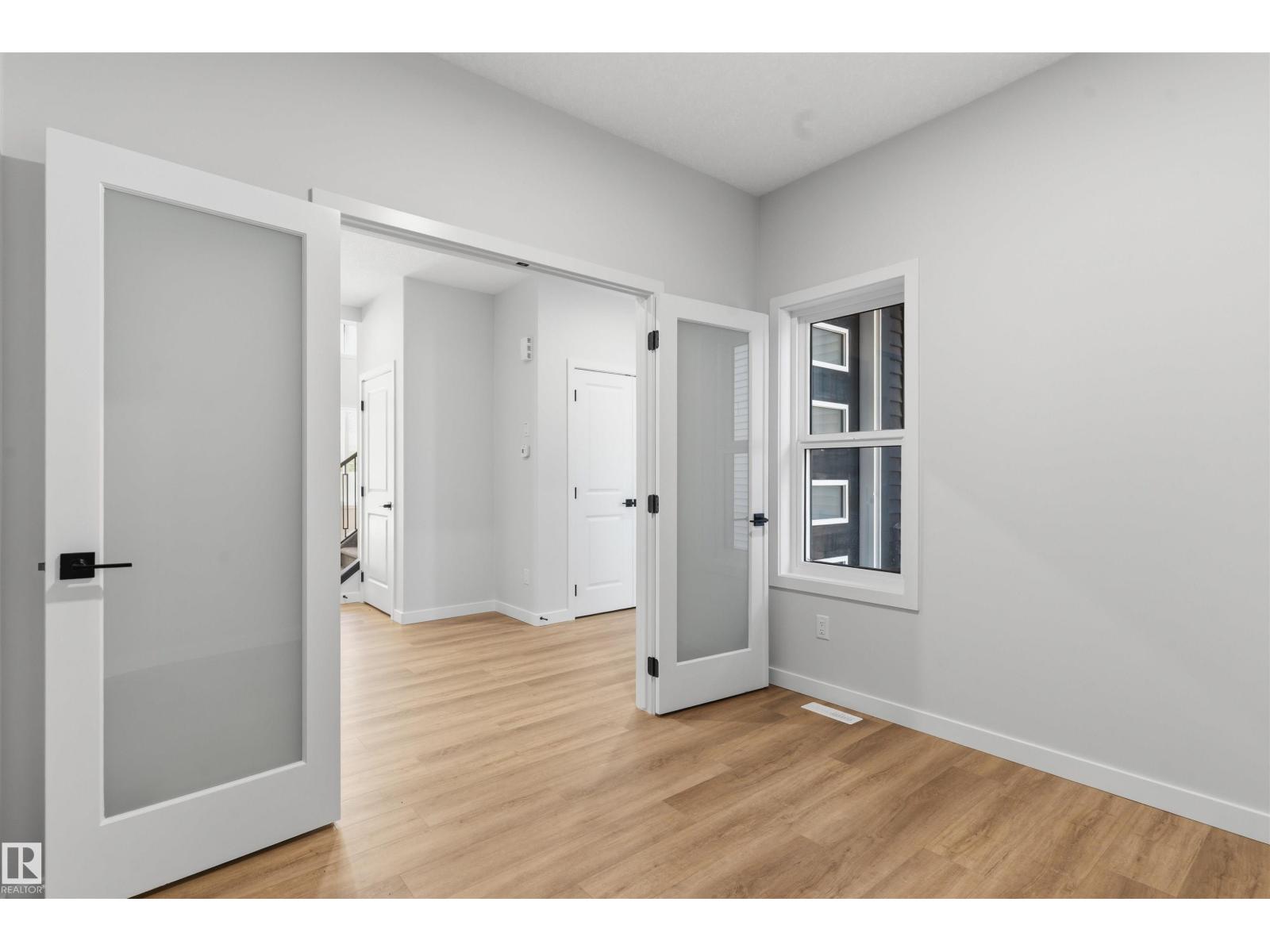 1721 Crossbill LO NW - 23