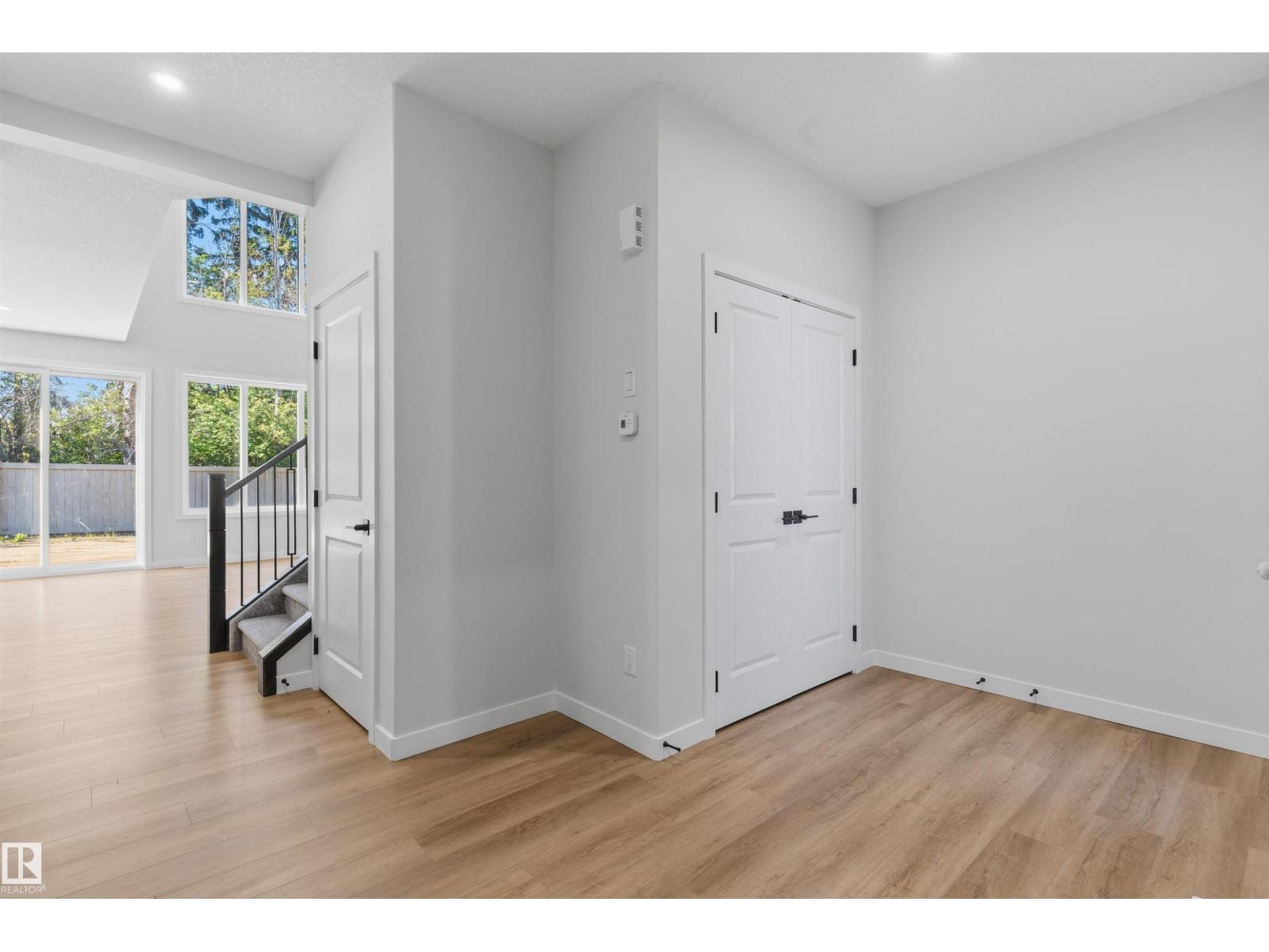 1721 Crossbill LO NW - 27