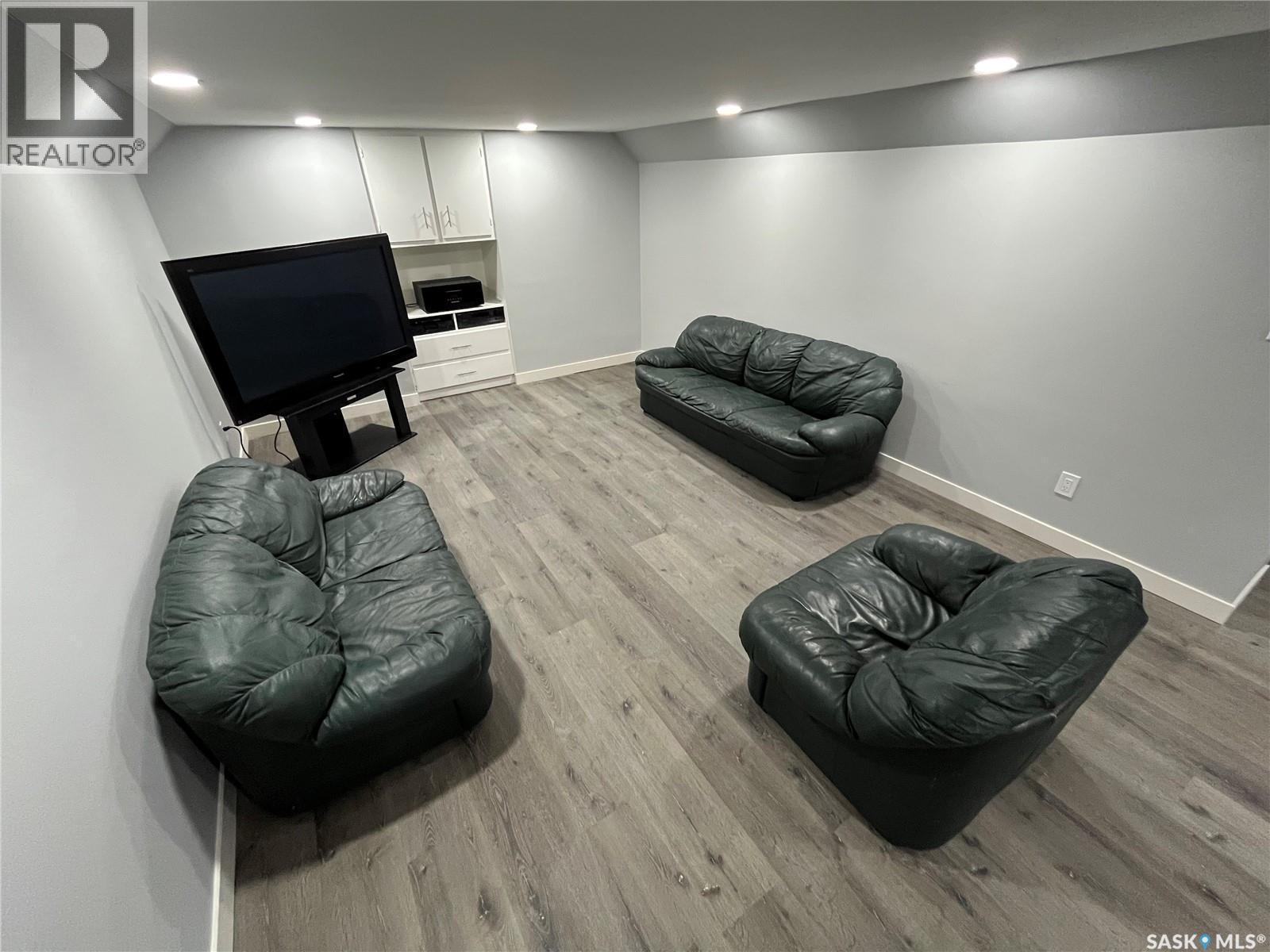 374 Rodenbush DRIVE - 42