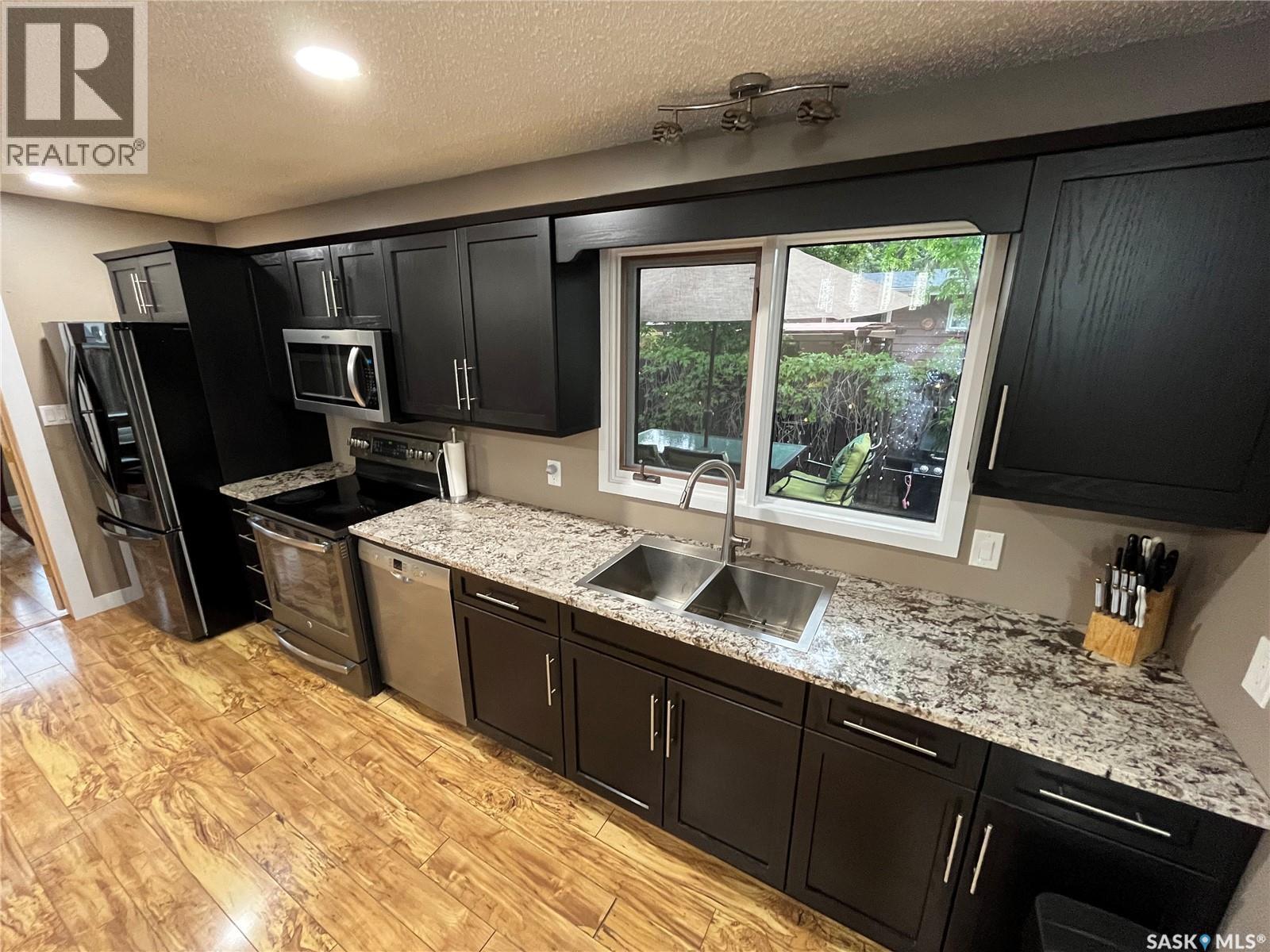 374 Rodenbush DRIVE - 11