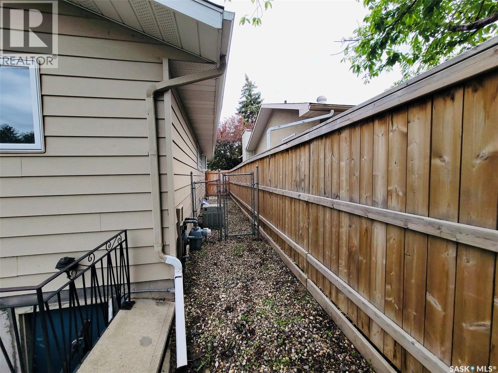 374 Rodenbush DRIVE - 68