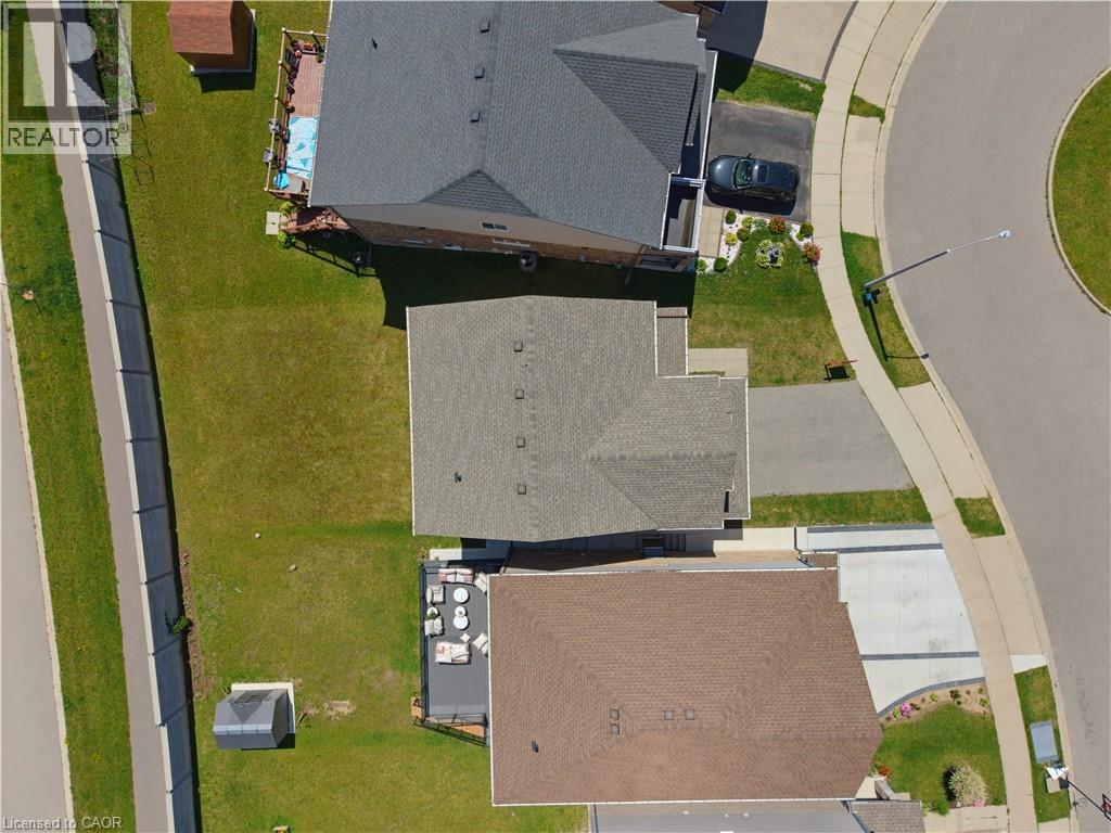 47 NEWCASTLE Court - Image 33