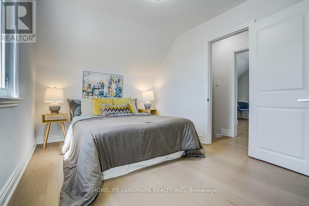 572 PHARMACY AVENUE - 25
