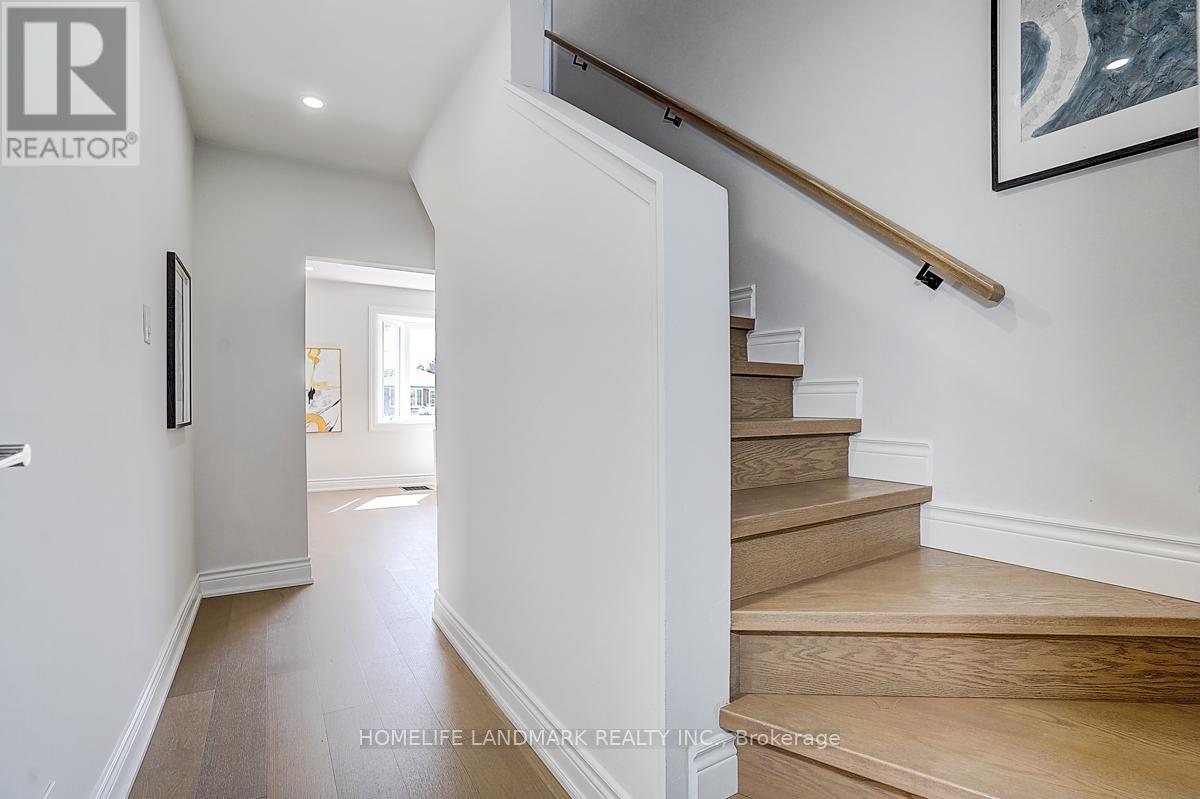 572 PHARMACY AVENUE - 20