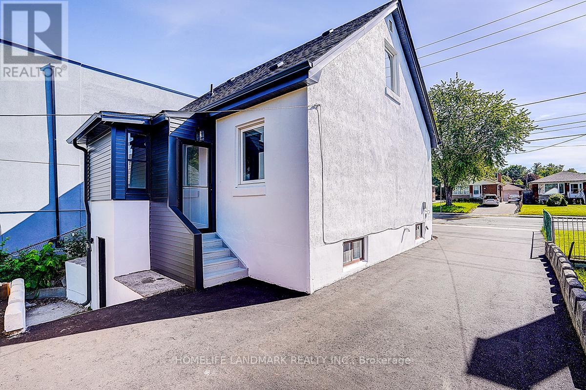 572 PHARMACY AVENUE - 38
