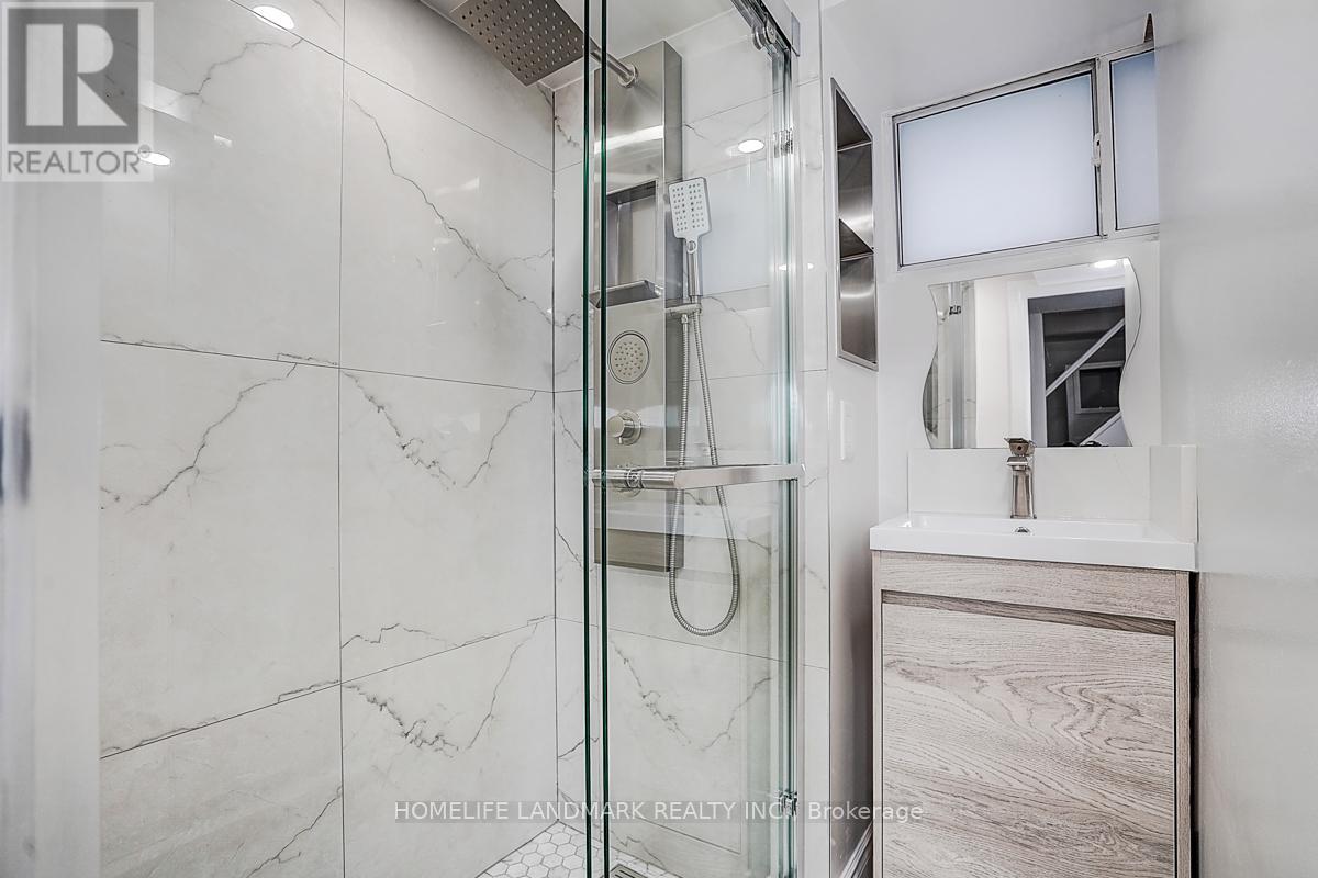 572 PHARMACY AVENUE - 28