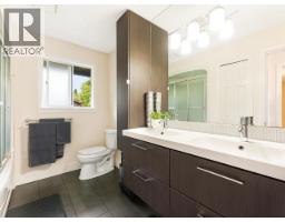 4426 Marine Drive, West Vancouver, BC V7W2N9 Photo 21