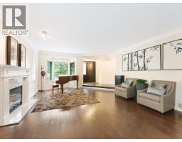 4426 Marine Drive, West Vancouver, BC V7W2N9 Photo 8