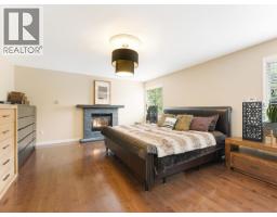 4426 Marine Drive, West Vancouver, BC V7W2N9 Photo 15