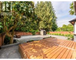 4426 Marine Drive, West Vancouver, BC V7W2N9 Photo 27