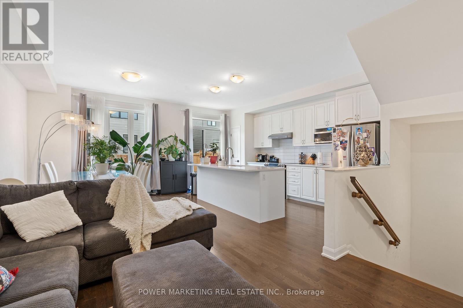 925 ATHENRY COURT - 10