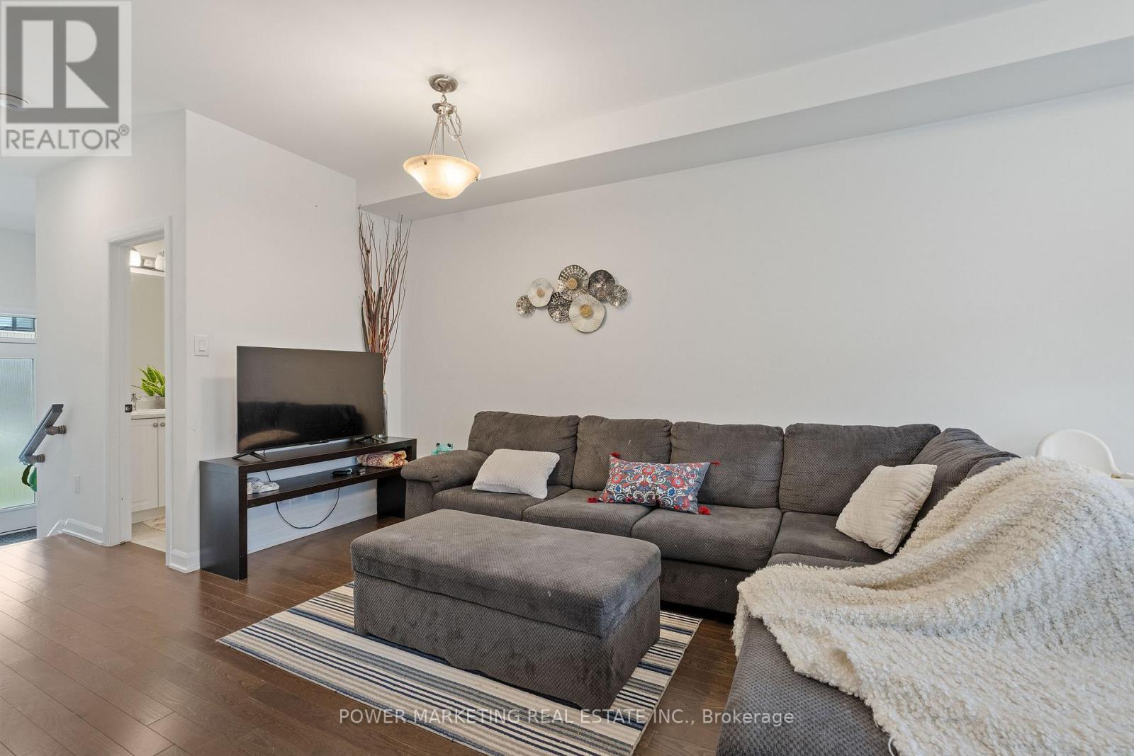 925 ATHENRY COURT - 9