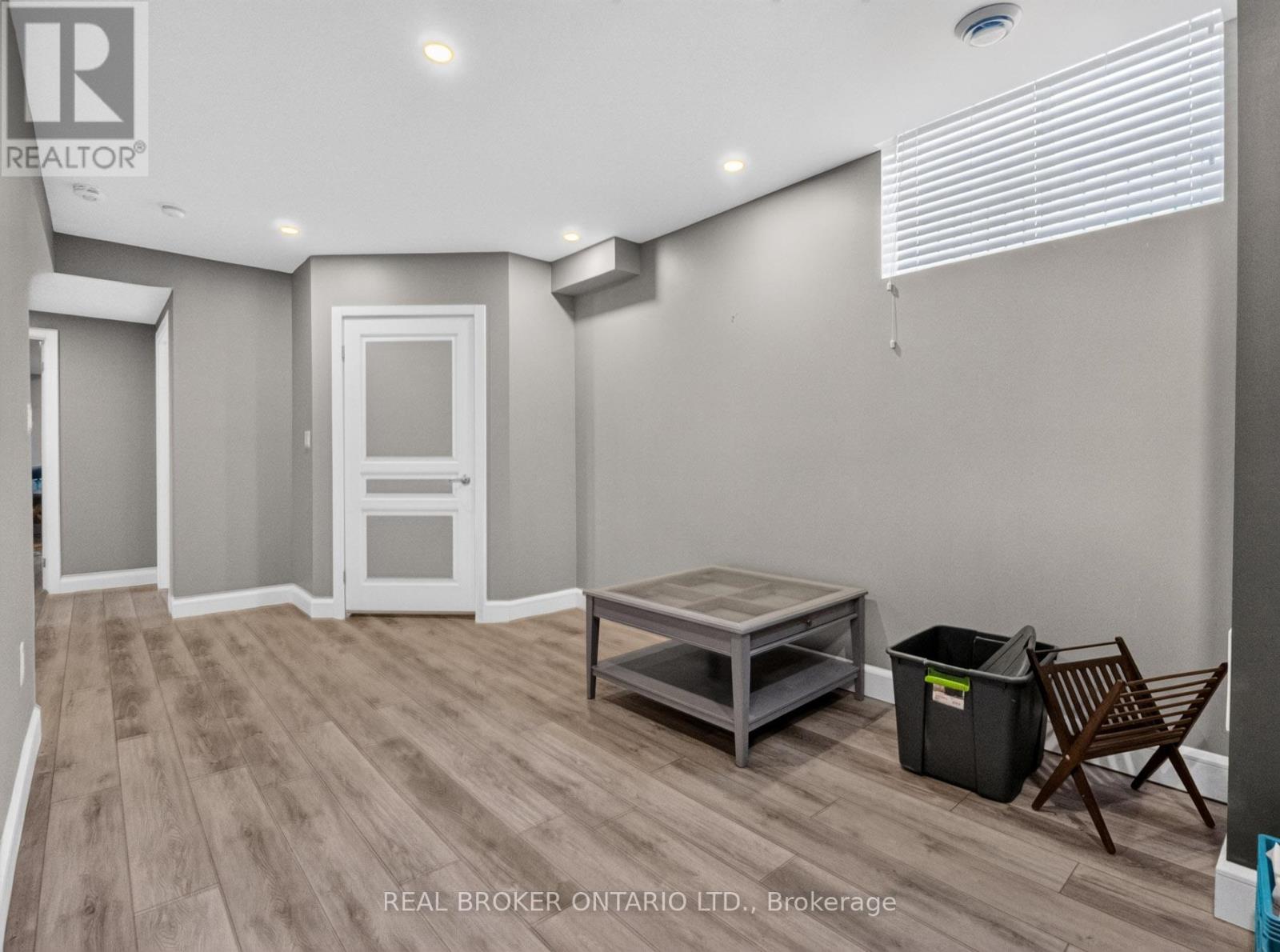 285 SOUTH PELHAM ROAD - Image 28