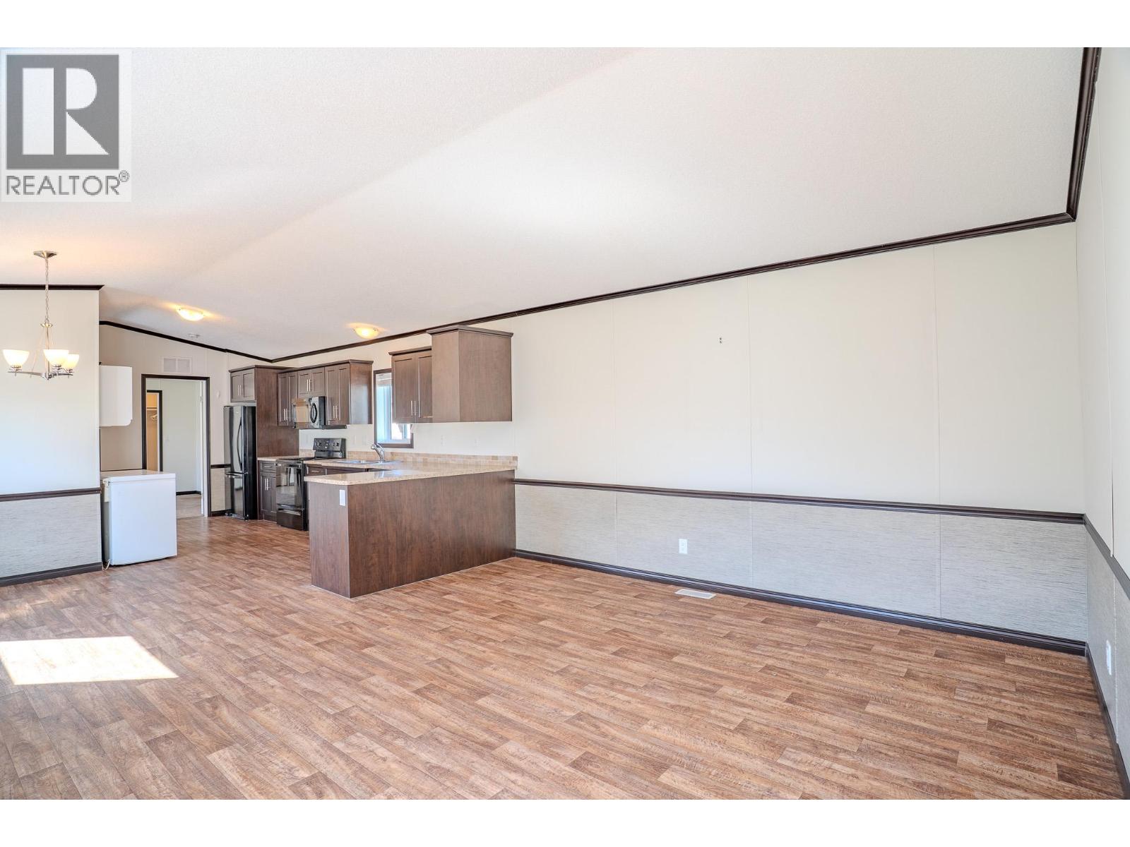 #3 504 Pine Street - 15