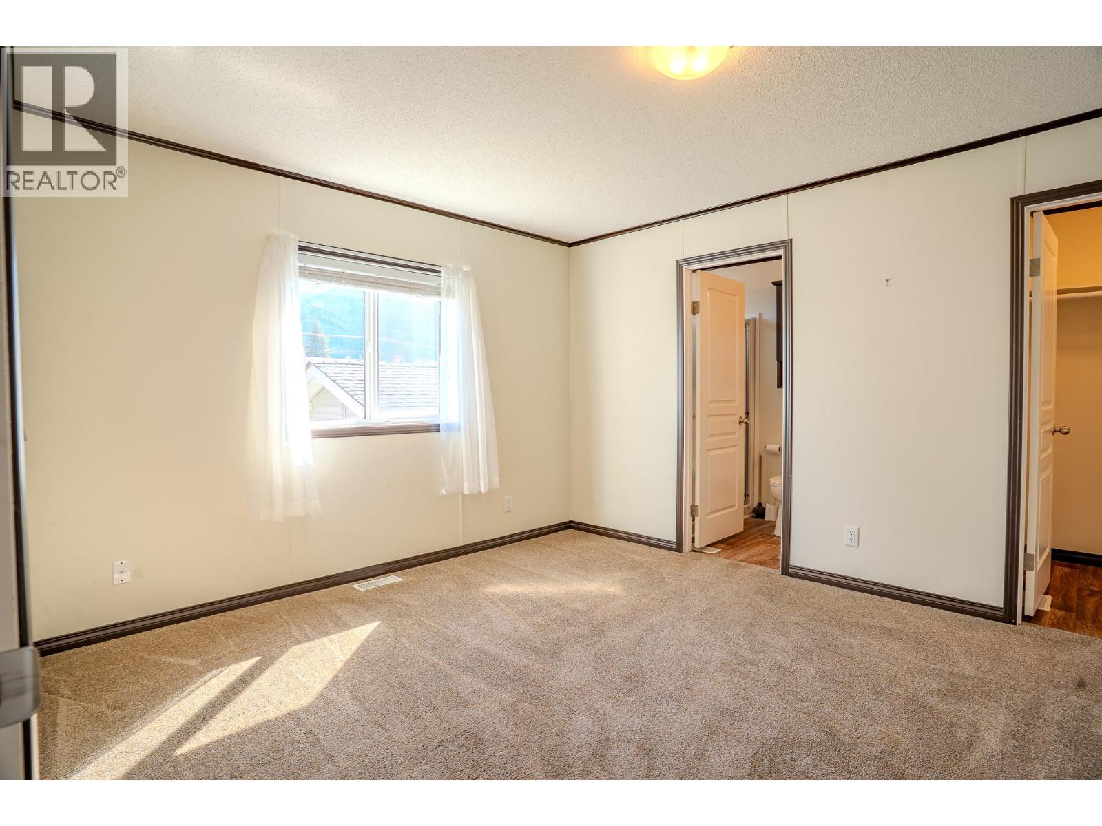 #3 504 Pine Street - 10
