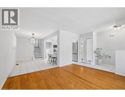 Living room - 233 East 8th Street, Hamilton, ON L9A3L7 Photo 12
