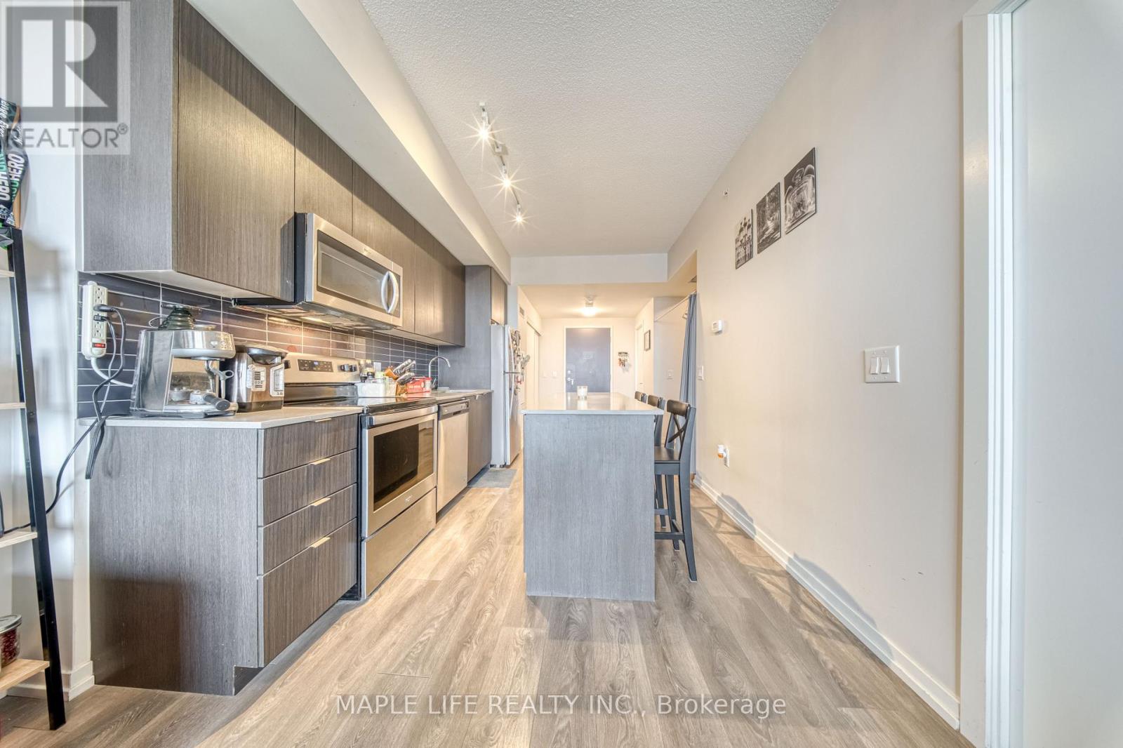 #804 3237 BAYVIEW AVENUE - 16