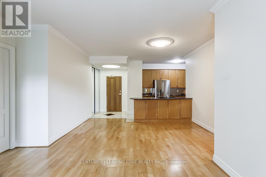 #308 11 WILLIAM CARSON CRESCENT - 13