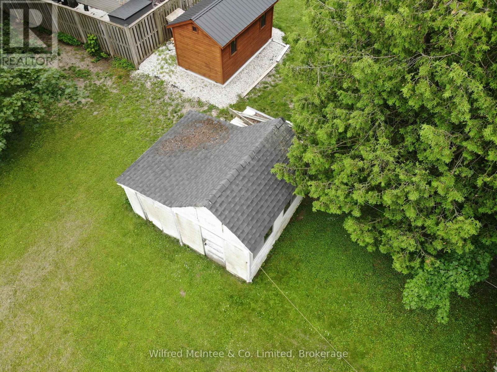 43 CLINTON STREET S - 16