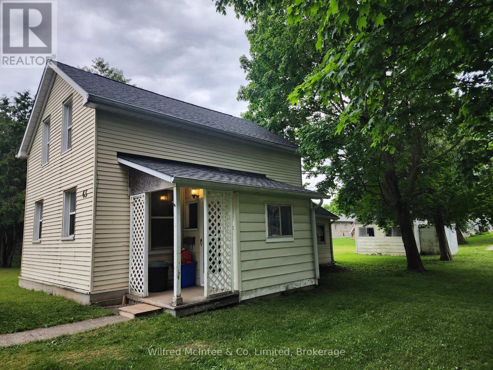 43 CLINTON STREET S - 17