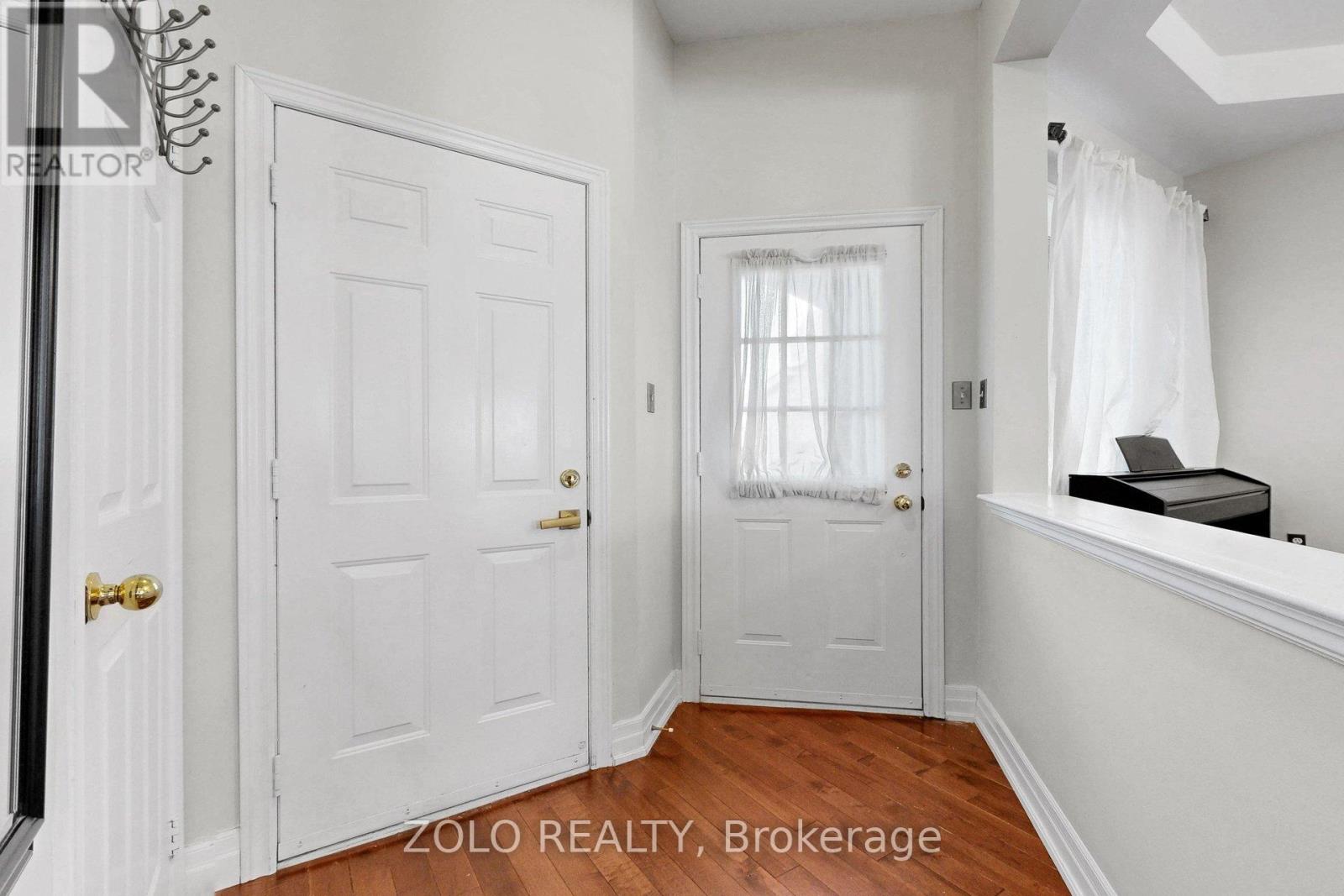 87 NOTTINGHAM DRIVE - 6
