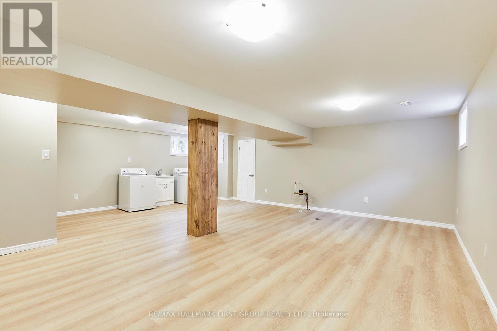295 BALDWIN STREET - 27