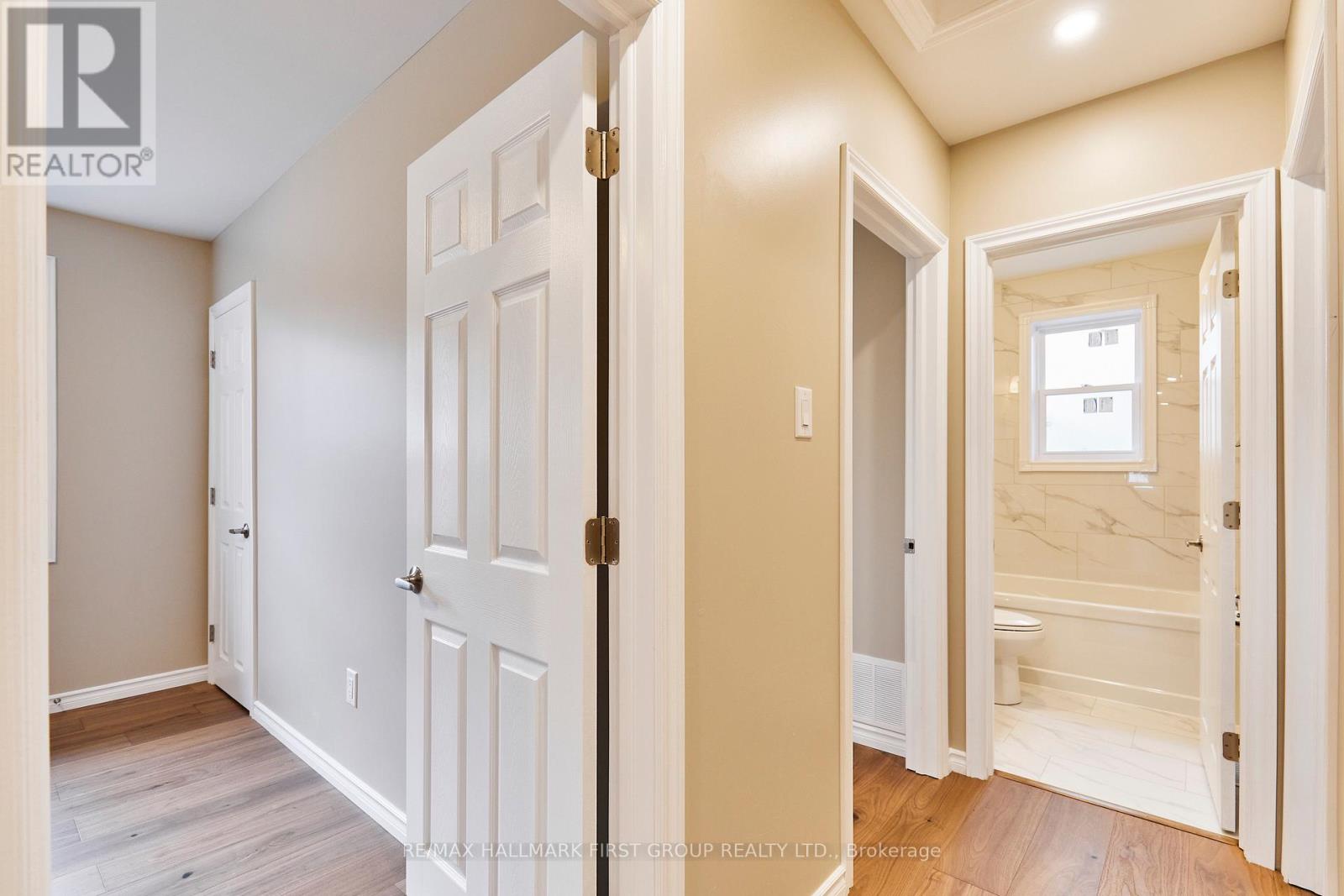 295 BALDWIN STREET - 22