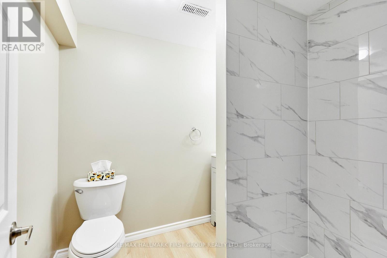 295 BALDWIN STREET - 32
