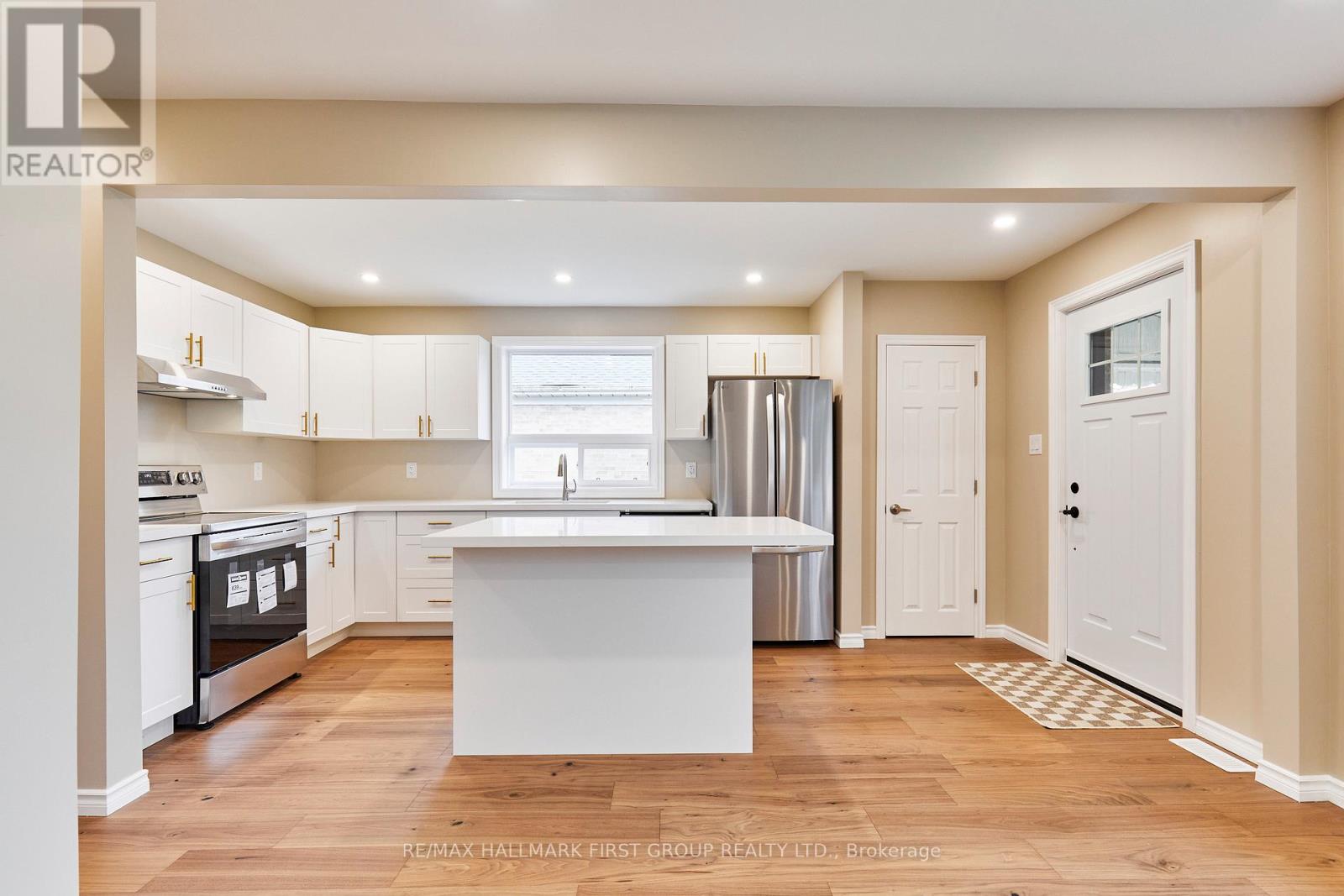 295 BALDWIN STREET - 5