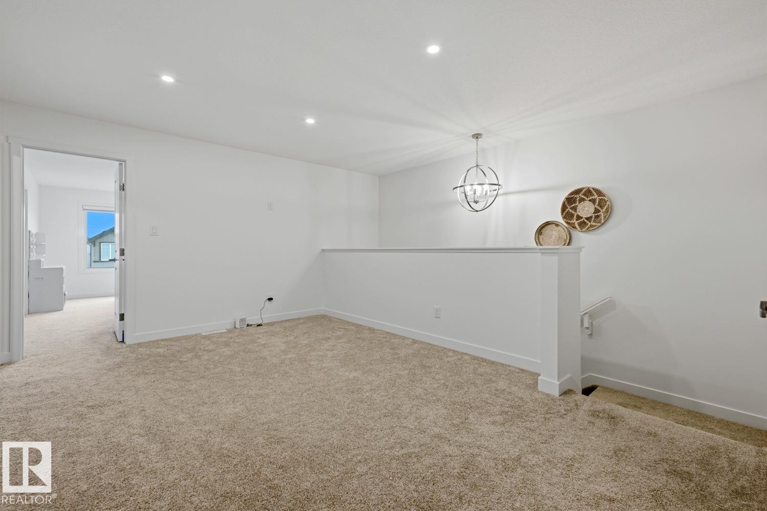 22924 82 Ave NW - 15