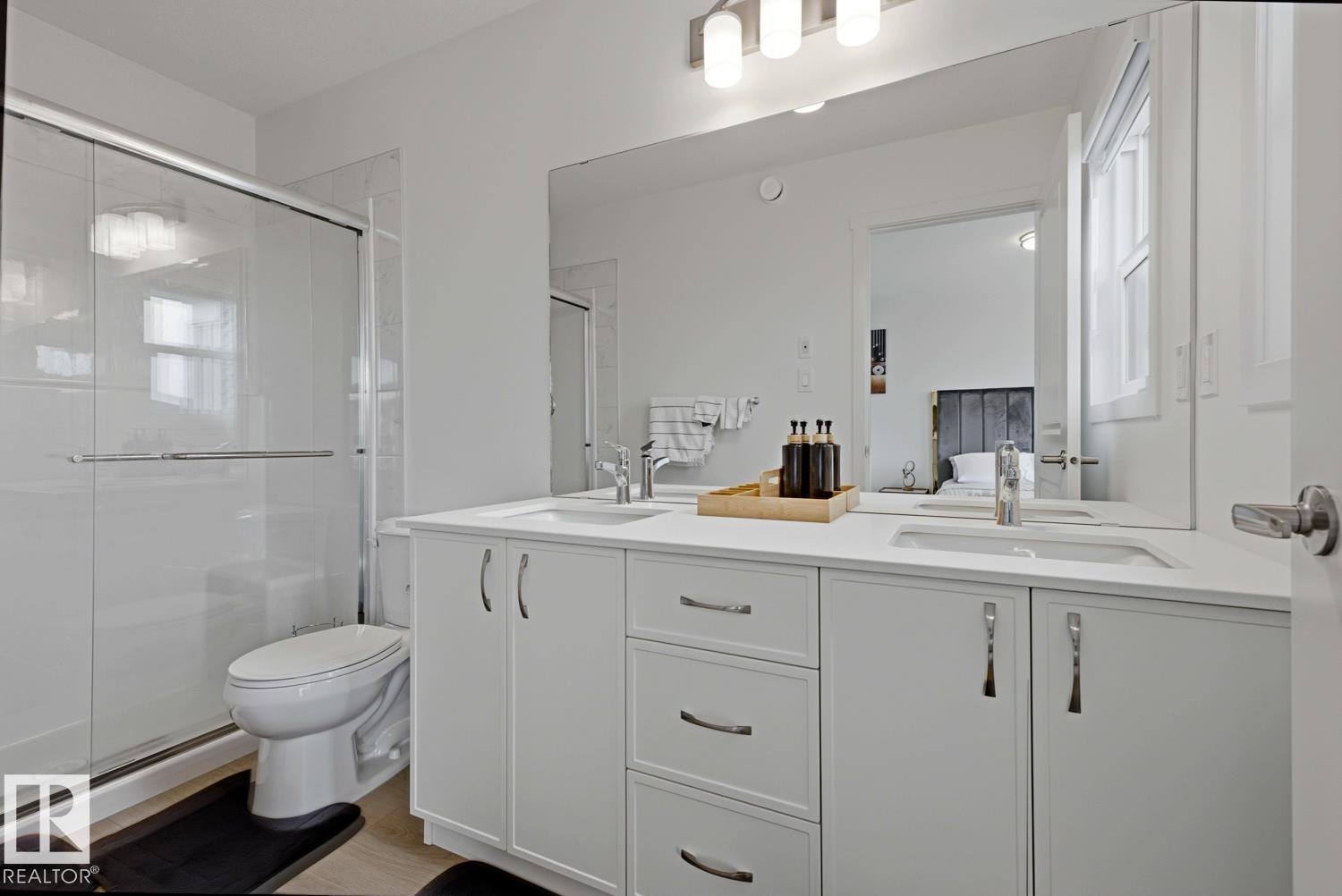 22924 82 Ave NW - 17