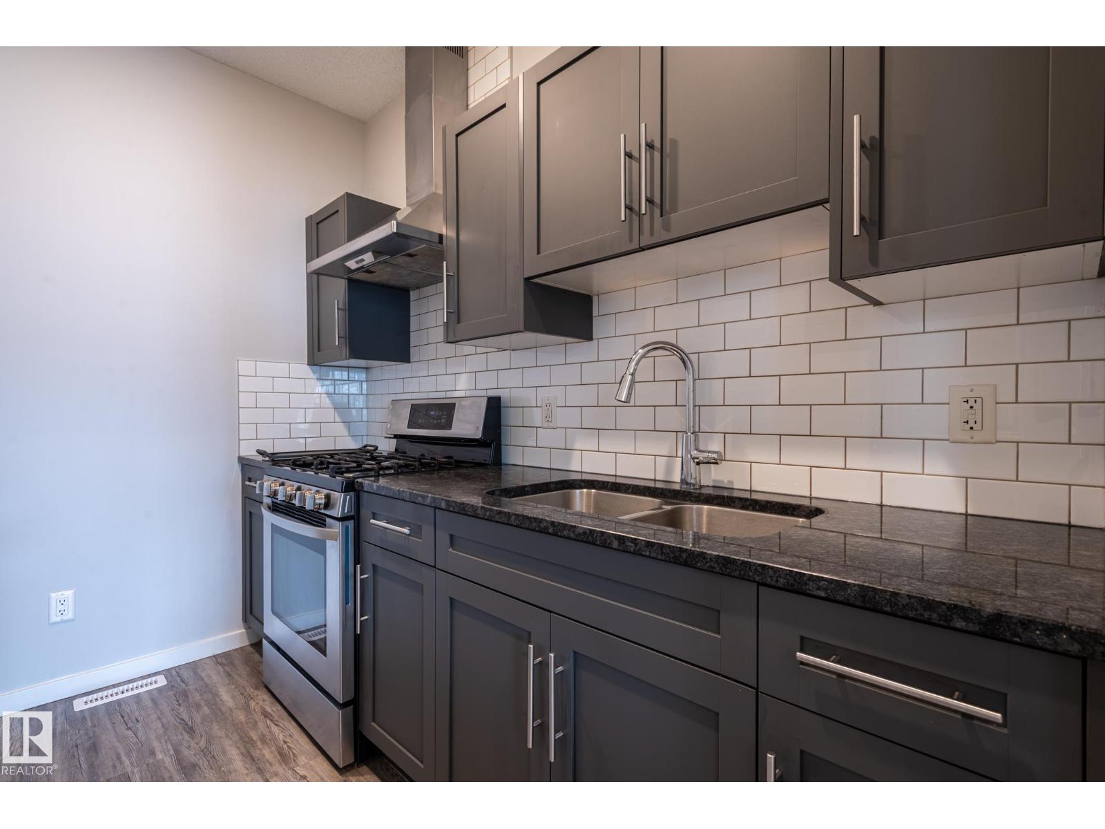 1763 26A ST NW - 14