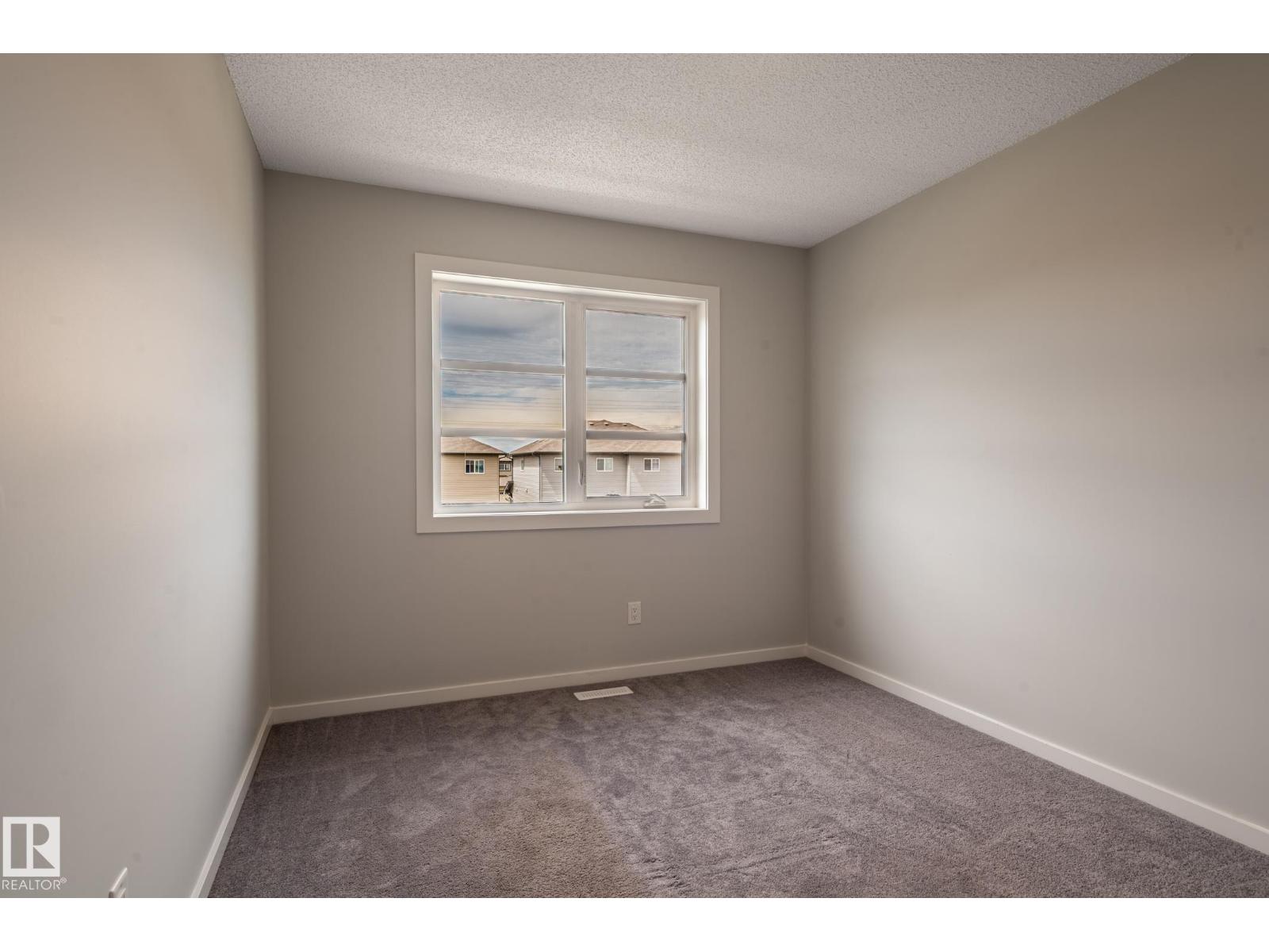 1763 26A ST NW - 32