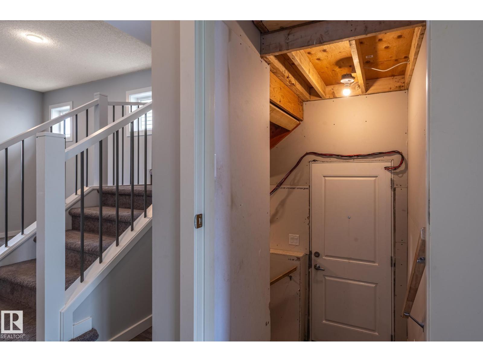 1763 26A ST NW - 42