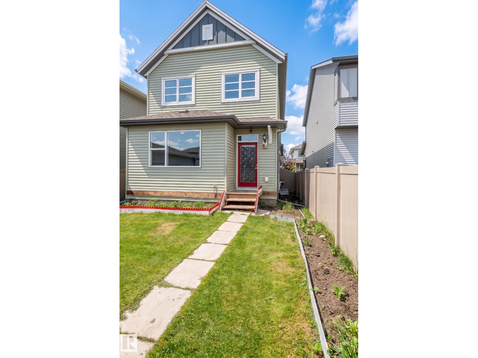 1763 26A ST NW - 44
