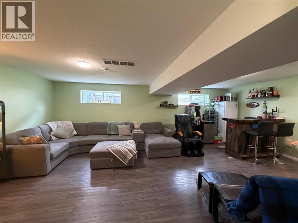 1814 48 Street — photo 29