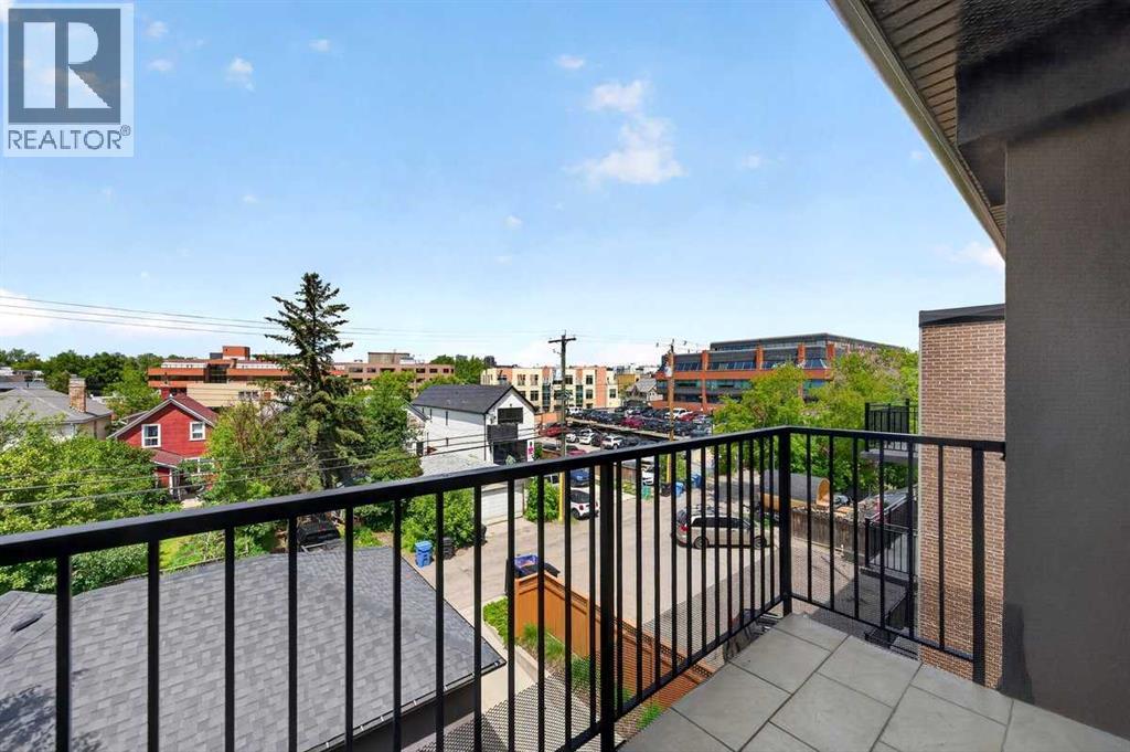 2nd Balcony with North Views