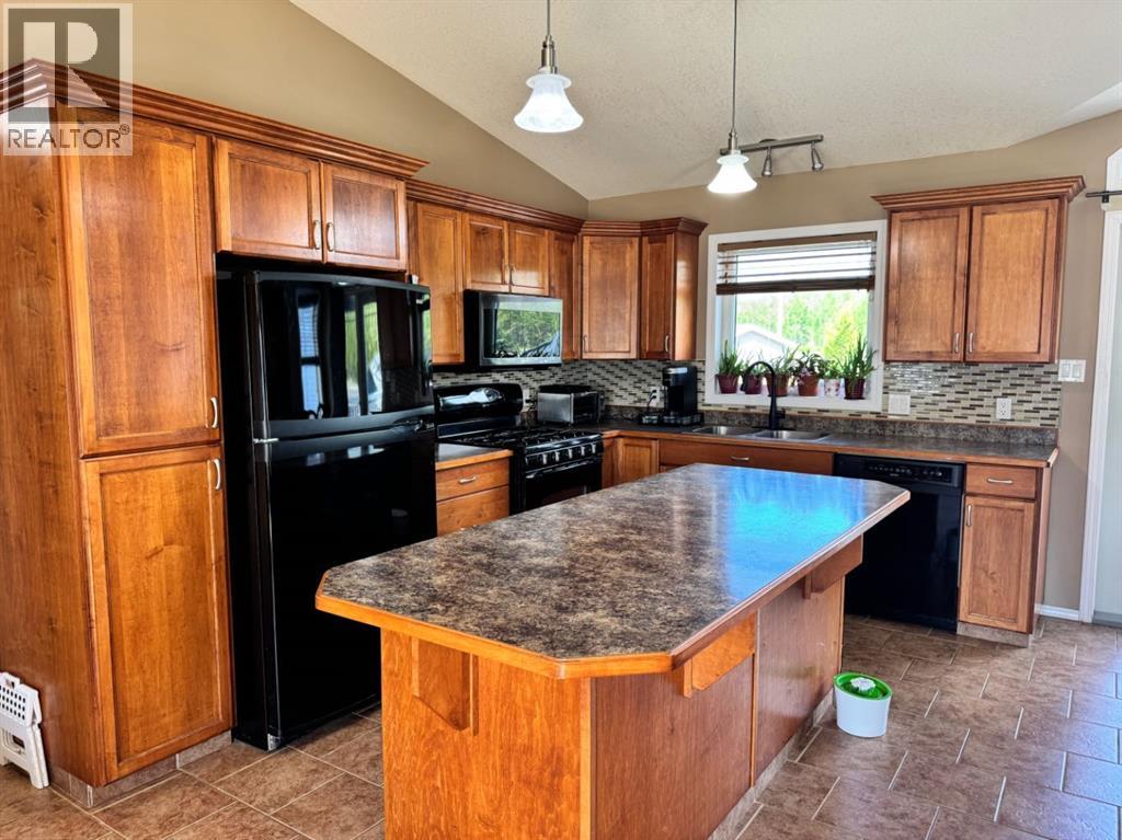 11345 110 Avenue Crescent - 10