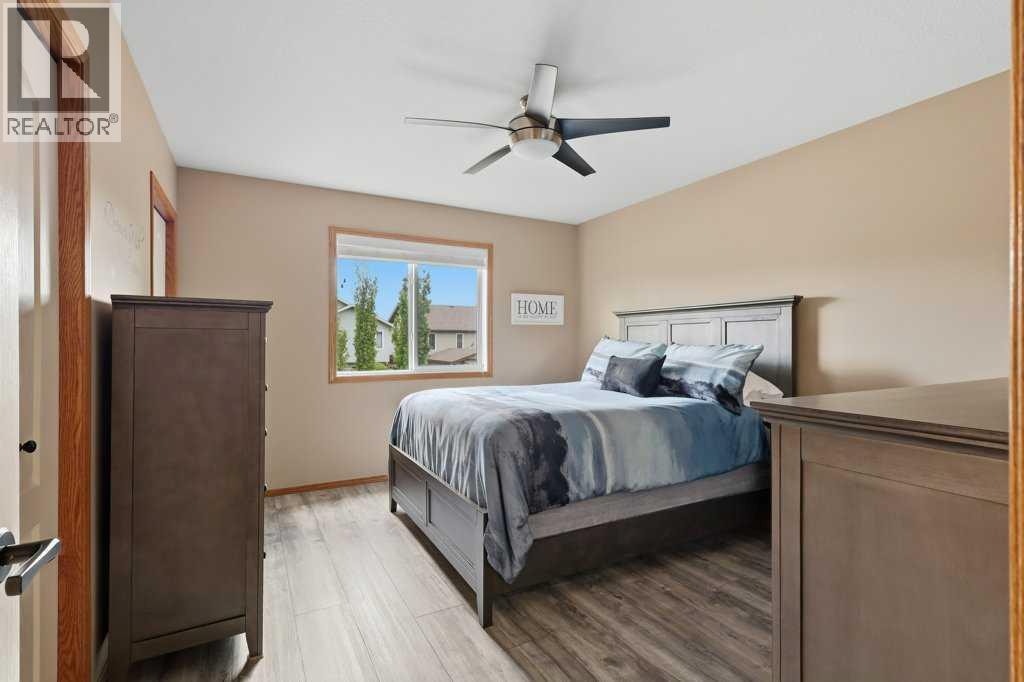 300 Lancaster Drive — photo 20