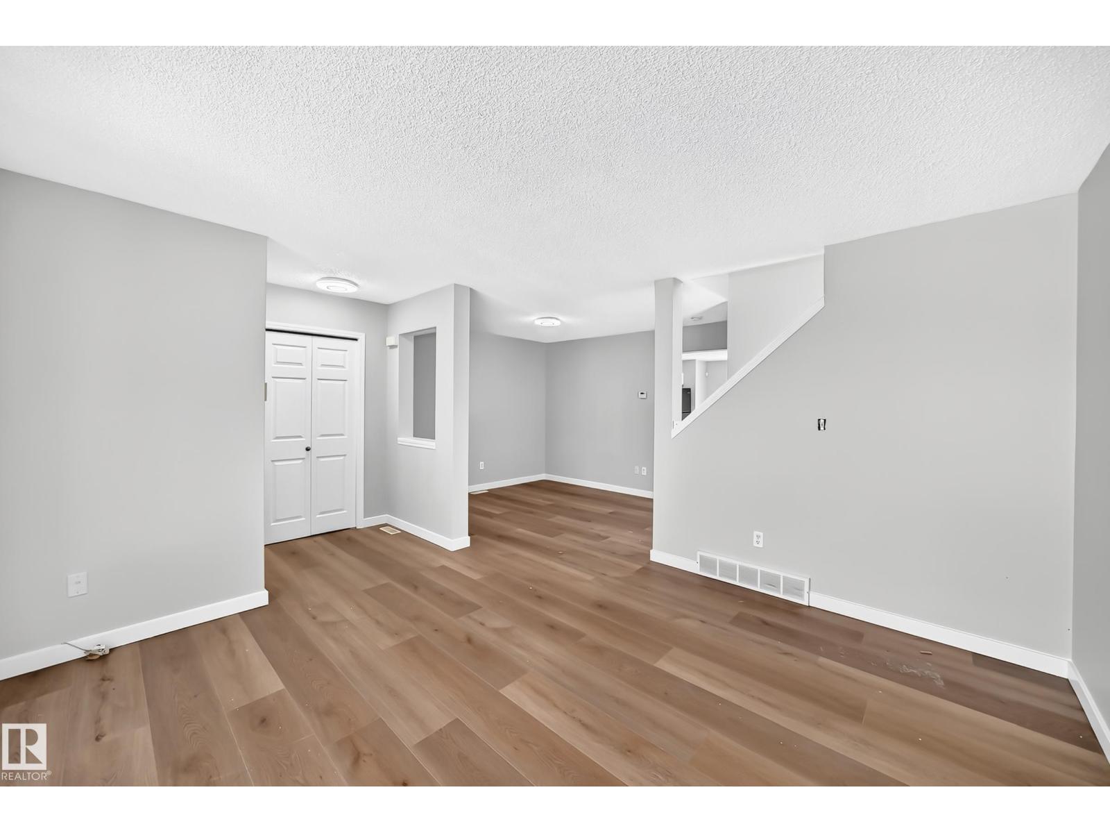 203 84 ST SW - 12