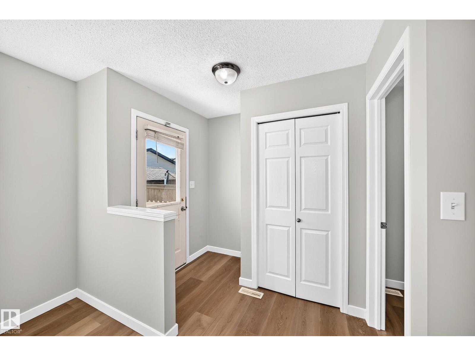 203 84 ST SW - 19