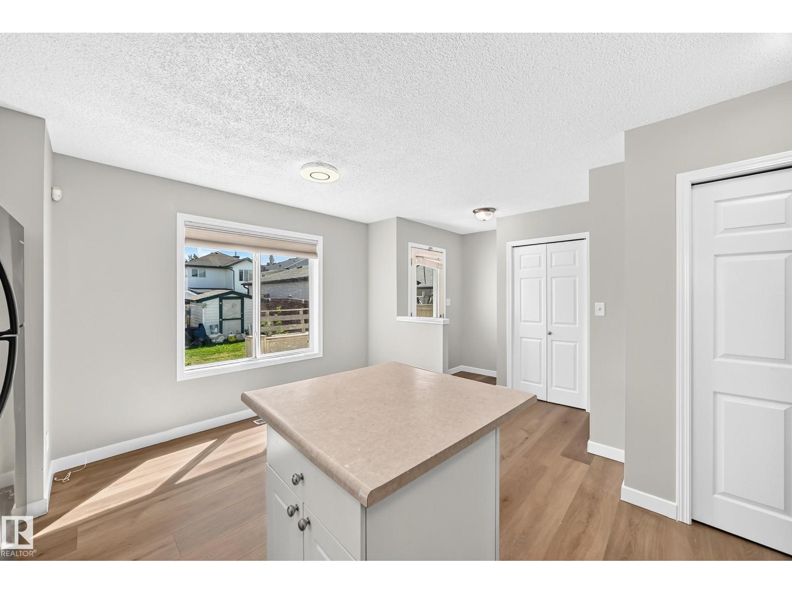 203 84 ST SW - 7