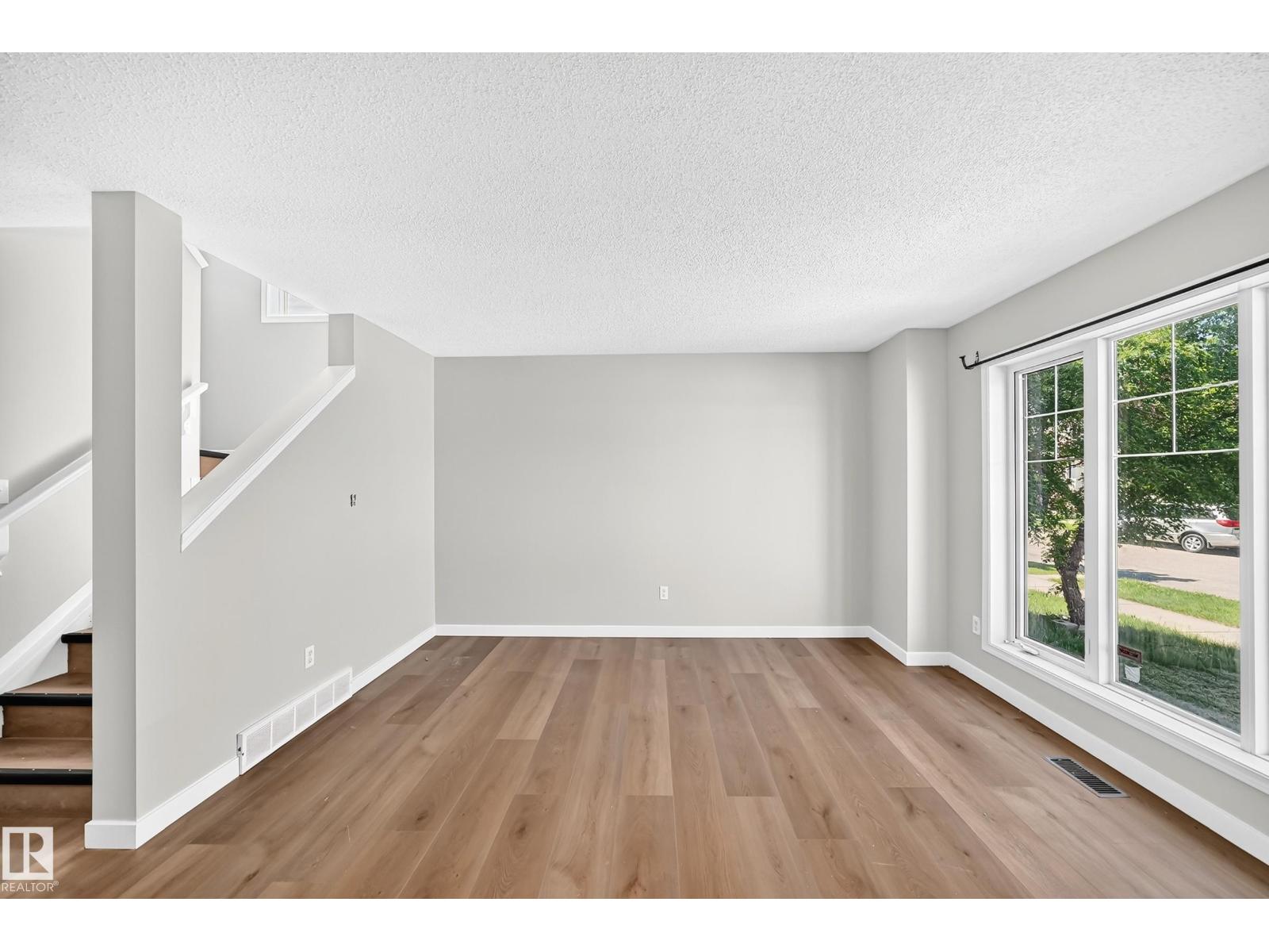 203 84 ST SW - 9