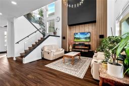 Loft - 377 Parkview Pointe Drive, Winnipeg, MB R4A0G9 Photo 9